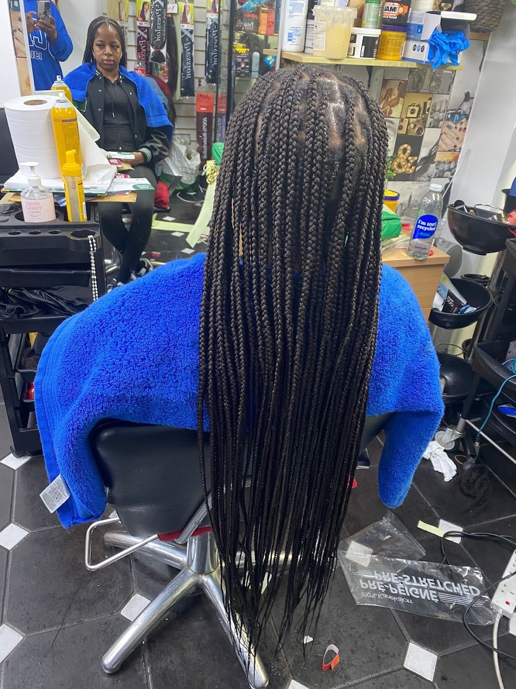 Knotless braids